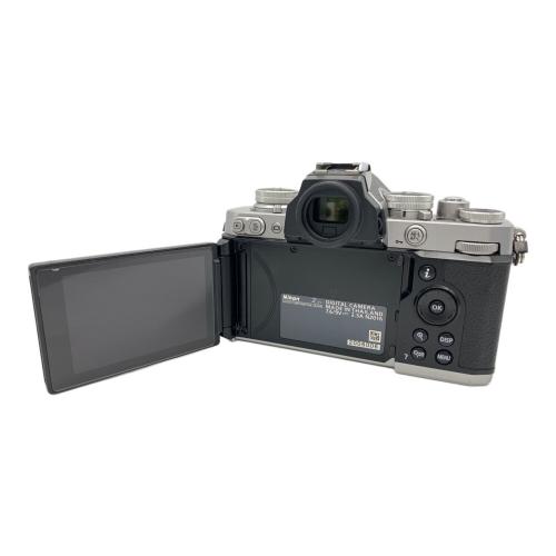 Nikon（ニコン） ZFC ミラーレスカメラ