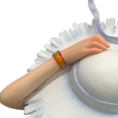 Mine biuE 白い原付で海へ向かう、青い水着の女の子 フィギュア