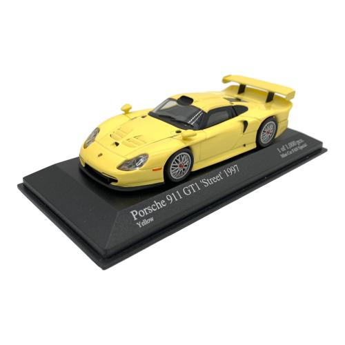 MINICHAMPS (ミニチャンプス) Porsche 911 GT1 Street 1997 ミニカー
