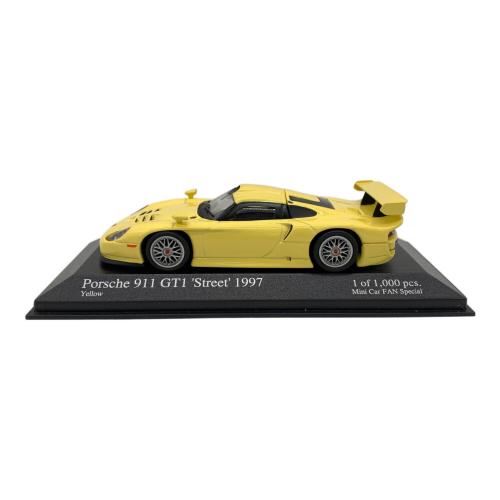 MINICHAMPS (ミニチャンプス) Porsche 911 GT1 Street 1997 ミニカー