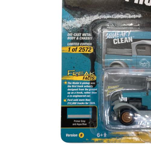 JOHNNY LIGHTNING (ジョニーライトニング) ミニカー