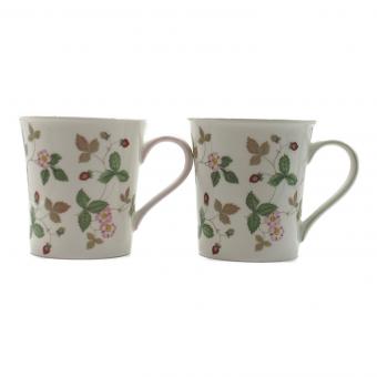 Wedgwood (ウェッジウッド) ペアマグカップ ワイルドストロベリー カジュアルマグ
