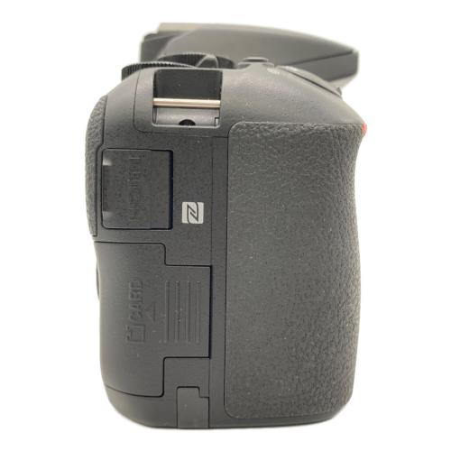 Nikon (ニコン) D5600 デジタル一眼レフカメラ