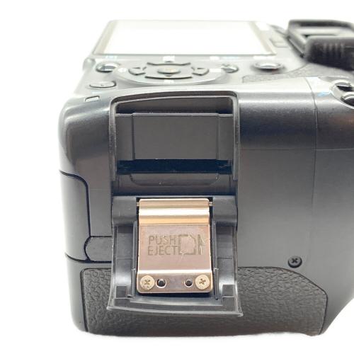 CANON (キヤノン) デジタル一眼レフカメラ EOS Kiss X2 DS126181