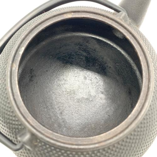 IWACHU (イワチュウ) 南部鉄器 鉄瓶 黒焼付 0.65L 鉄瓶兼用急須 5型新アラレ IH対応
