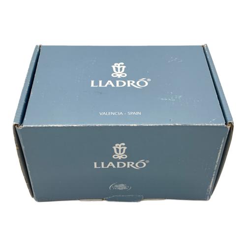 LLADRO (リヤドロ) 陶器 待ちきれなくて クリスマス限定バージョン