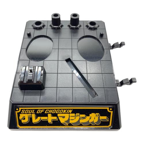 BANDAI（バンダイ） 超合金魂 (チョウゴウキンダマシイ) GX-02 グレートマジンガー フィギュア