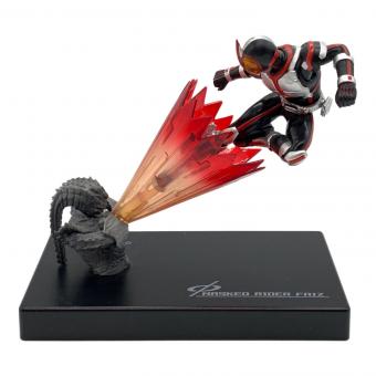 プレックス ヘリオス 仮面ライダー555 Glow In The Dark