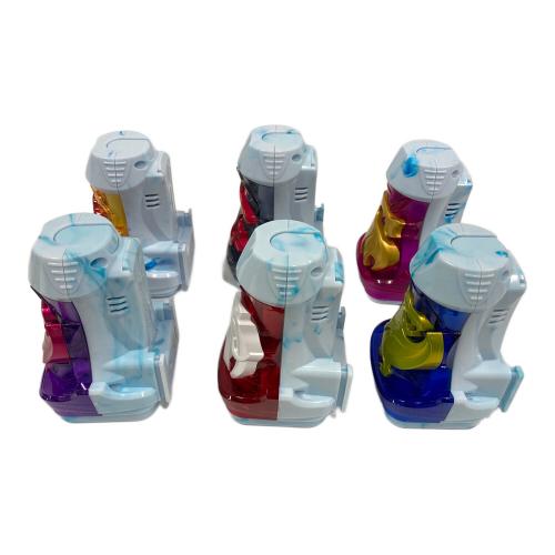 仮面ライダーリバイス (カメンライダーリバイス) 仮面ライダー バイススタンプ11個付き 箱無し DXリバイスドライバー