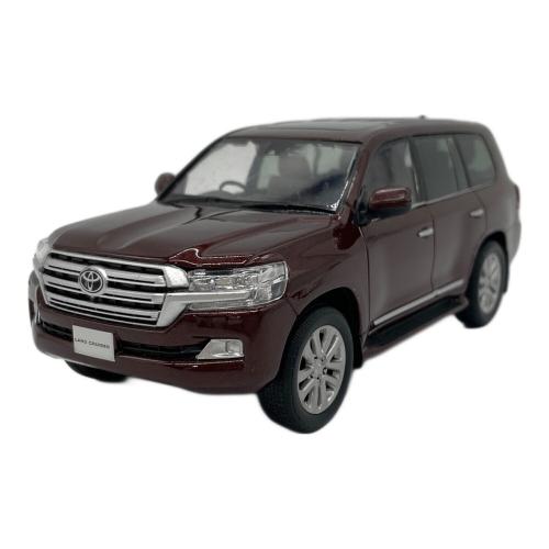 ミニカー ランドクルーザー 1/30