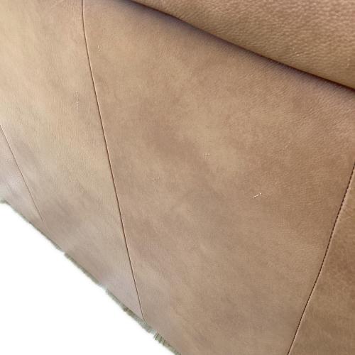 NATUZZI (ナツッジ) 2人掛けソファー 84 ブラウン キャメル