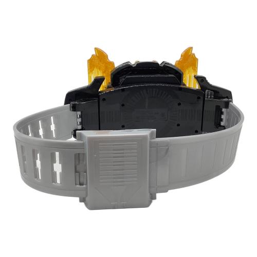 仮面ライダーガッチャード (カメンライダーガッチャード) DXレジェンドドライバー