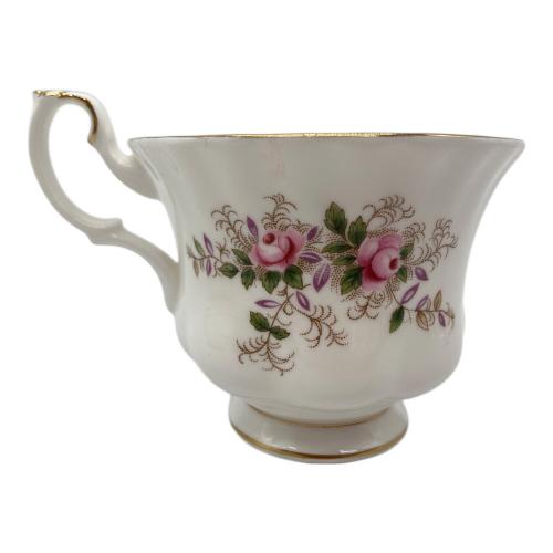 ROYAL ALBERT (ロイヤルアルバート) カップ&ソーサー 廃盤品 ラヴェンダーローズ