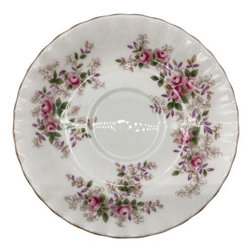 ROYAL ALBERT (ロイヤルアルバート) カップ&ソーサー 廃盤品 ラヴェンダーローズ