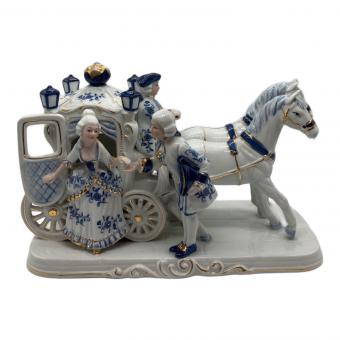 フィギュリン 馬車 ※手綱欠品