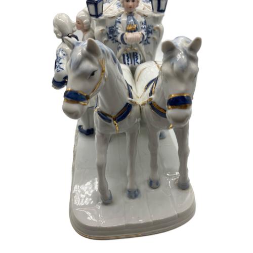 フィギュリン 馬車 ※手綱欠品