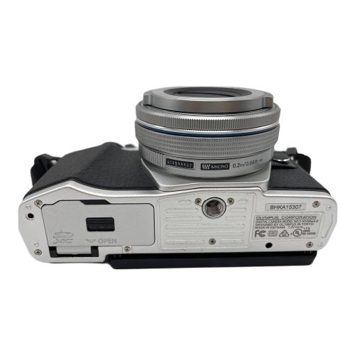OLYMPUS (オリンパス) ミラーレス一眼カメラ ダブルズーム E-M10Ⅱ 1605万画素 フォーサーズ 専用電池 SDXCカード対応 ISO100～1600 約8.5コマ/秒 1/4000～60秒 BHKA15307