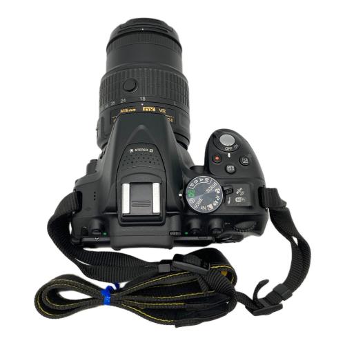 Nikon デジタル一眼レフカメラ ファインダーぼやけます。レンズ18-55