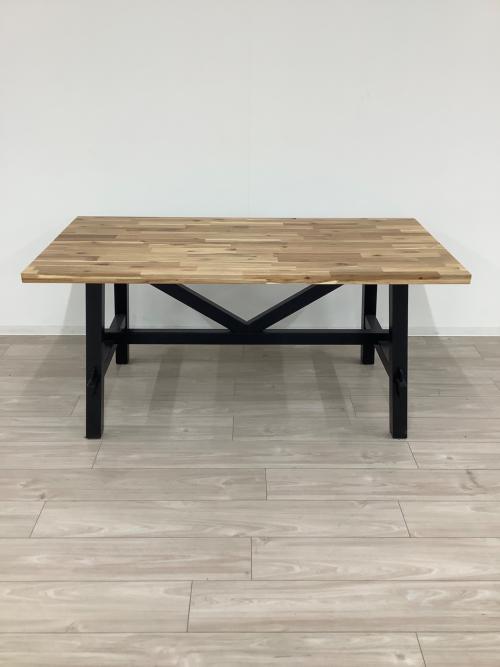 IKEA (イケア) ダイニングテーブル ナチュラル×ブラック SKOGSTA