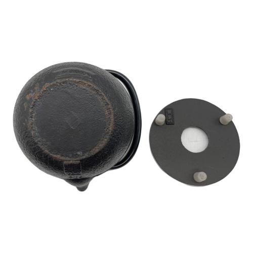 岩鋳 (イワチュウ) 鉄瓶 土台付 3型 アラレ