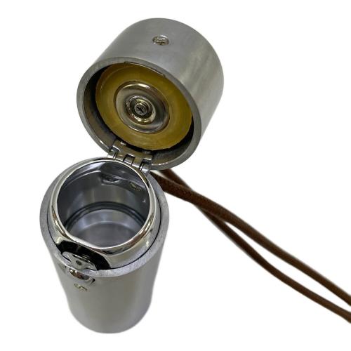 ZIPPO (ジッポ) ZIPPO 携帯灰皿付き 2001年製