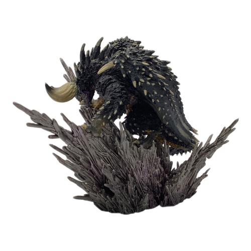 カプコン フィギュア ネルギガンテ