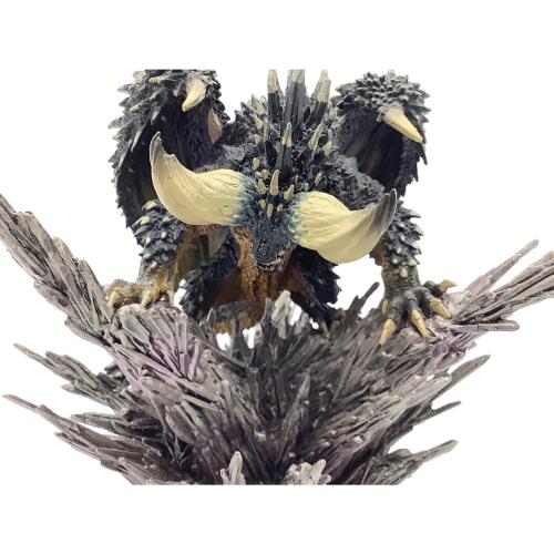 カプコン フィギュア ネルギガンテ