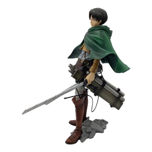 フィギュア リヴァイ 立体機動装置