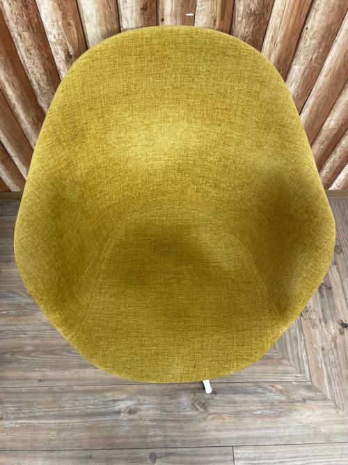 BoConcept (ボーコンセプト) ダイニングチェアー 黄緑 Adelaide