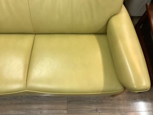 karimoku (カリモク) 2人掛けソファー 黄緑×ナチュラル 161 ZW37125613 本革