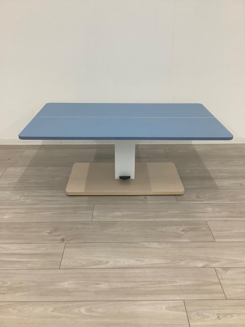 昇降テーブル アウトレット品 スカイブルー｜トレファクONLINE