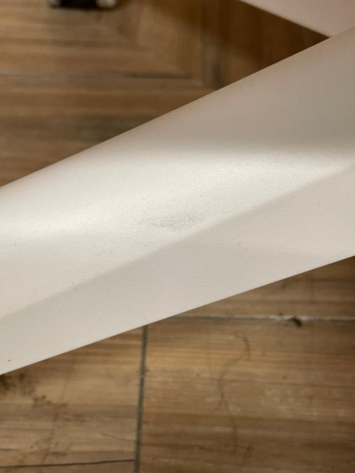 Hbada (ハバダ) ワークチェアー