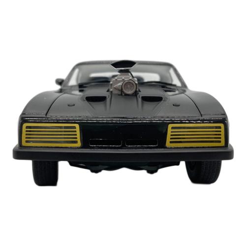 AUTOart (オートアート) マッドマックス2 ザロードウォリアー インターセプター マクラーレン ダイキャストカー