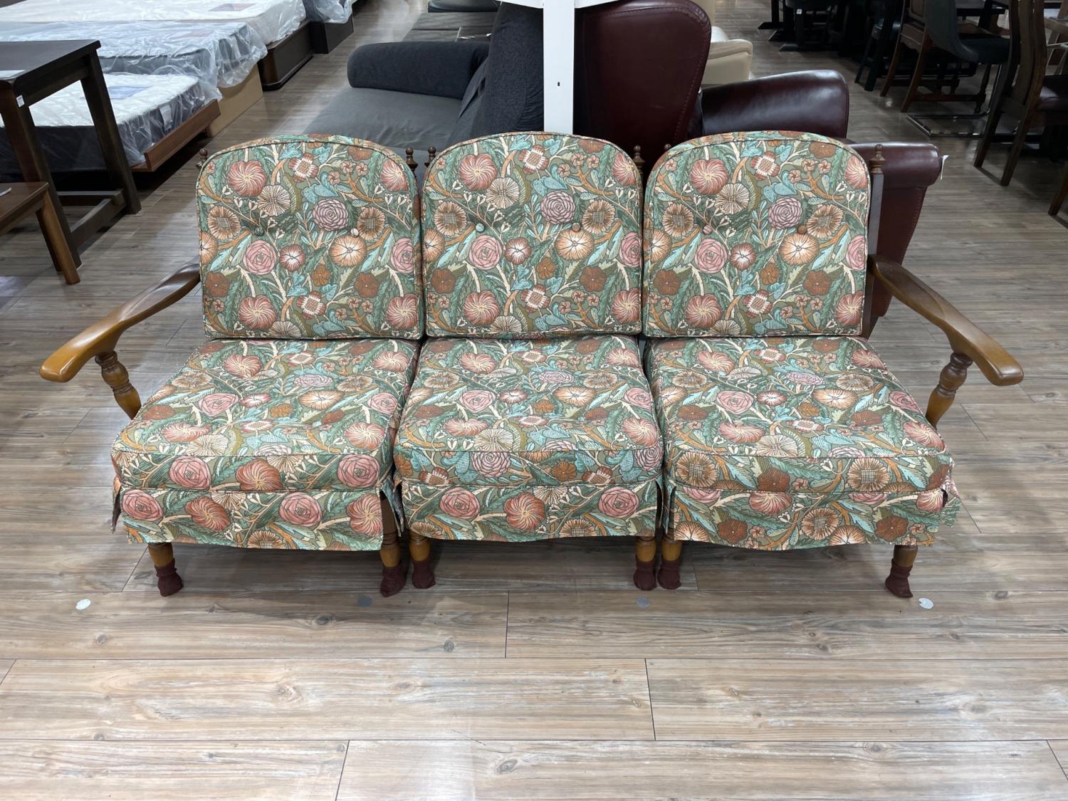 飛騨産業 (ヒダサンギョウ) 3人掛けソファー ブラウン×マルチカラー