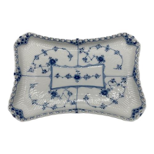 ROYAL COPENHAGEN (ロイヤル・コペンハーゲン) プレート ブルーフルーテッド・フルレース