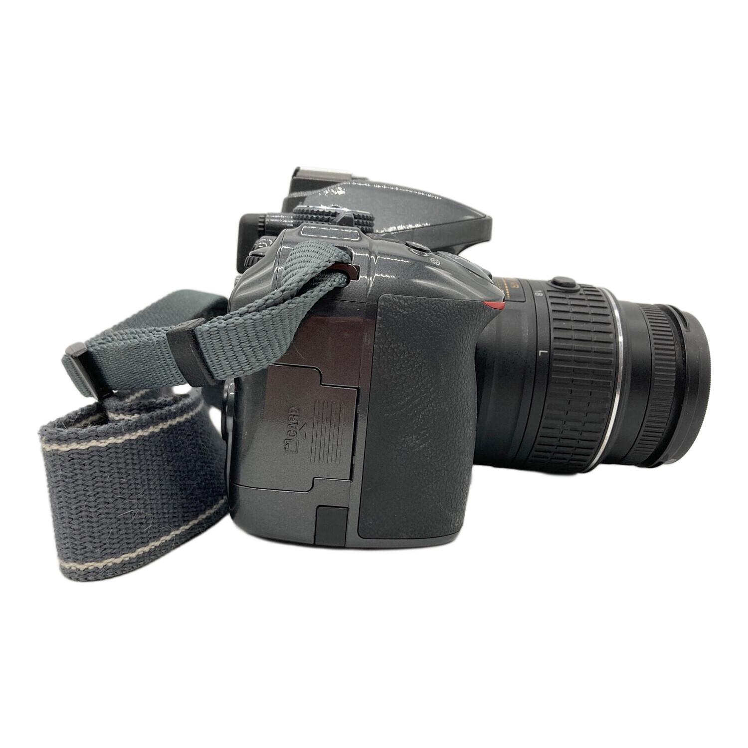 Nikon (ニコン) デジタル一眼レフカメラ D5300 18-55mm 1：3.5-5.6