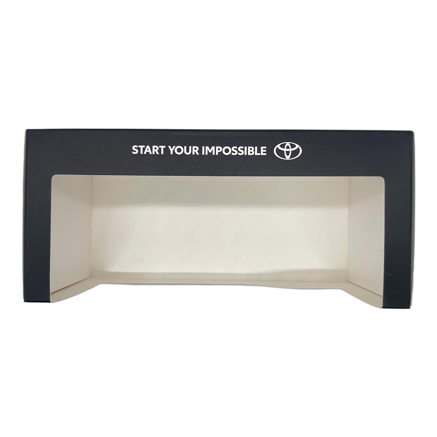 TOYOTA (トヨタ) YARISCROSS ダイキャストカー ホワイト 1/30スケール