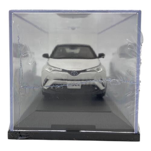 TOYOTA (トヨタ) C-HR ダイキャストカー 1/30スケール