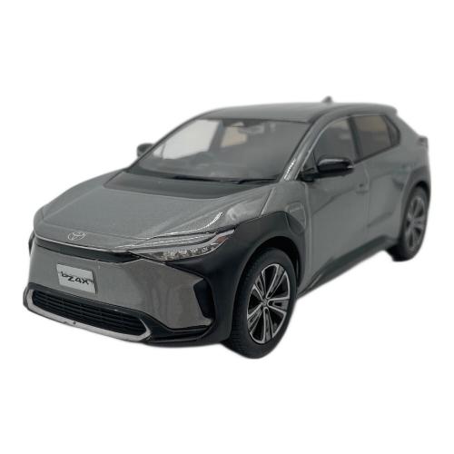 TOYOTA (トヨタ) bz4x ダイキャストカー 1/30スケール