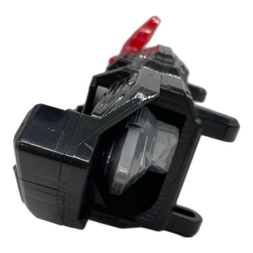 仮面ライダーセイバー (カメンライダーセイバー) DX聖剣ソードライバー&水勢剣流水エンブレム&ライオン戦記ワンダーライドブック 仮面ライダー