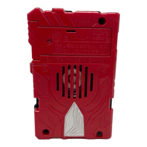 仮面ライダーセイバー (カメンライダーセイバー) DX聖剣ソードライバー&水勢剣流水エンブレム&ライオン戦記ワンダーライドブック 仮面ライダー