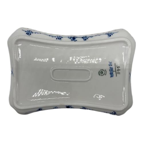 ROYAL COPENHAGEN (ロイヤル・コペンハーゲン) スクエアプレート ブルーフルーテッド・フルレース