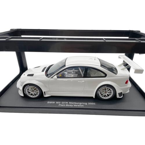 AUTOart (オートアート) BMW M3 GTR モデルカー