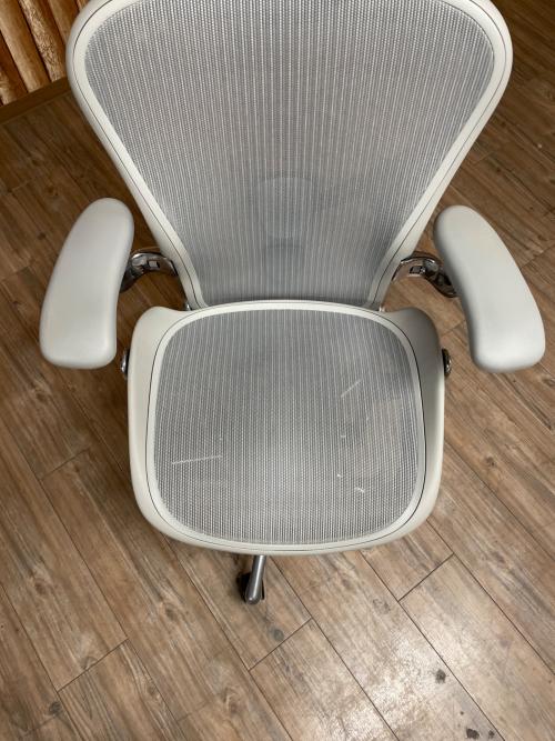 Herman Miller (ハーマンミラー) アーロンチェア AER1B23DW 18 ライトグレー