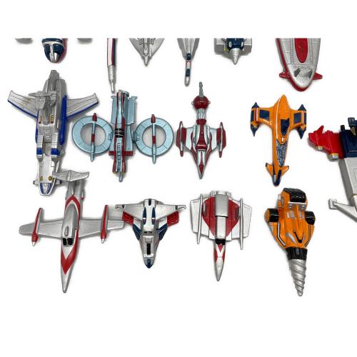 ウルトラマンシリーズ ソフビフィギュア 現状販売品 戦闘機 おまとめ