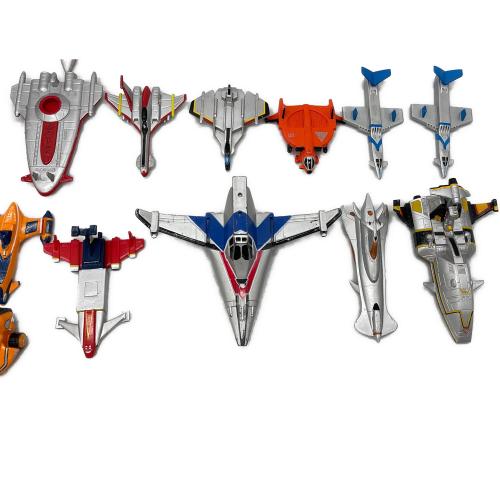 ウルトラマンシリーズ ソフビフィギュア 現状販売品 戦闘機 おまとめ