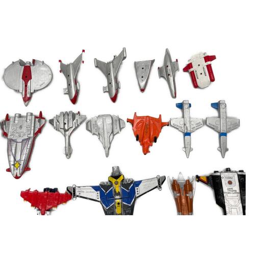 ウルトラマンシリーズ ソフビフィギュア 現状販売品 戦闘機 おまとめ