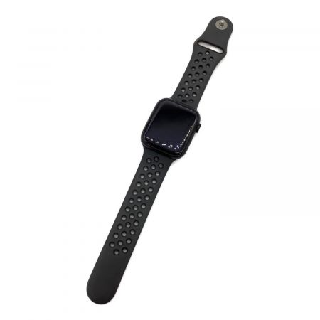 Apple (アップル) Apple Watch Series 7 ケーブル・充電器付 MKJP3J/A GPS+Cellularモデル ケースサイズ:45㎜ 〇 バッテリー:Aランク(95%) 程度:Bランク L12NLFM46F