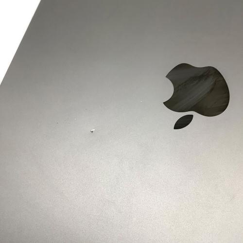 Apple (アップル) iPad Air(第5世代) MM6R3J/A au Wi-Fi+Cellularﾓﾃﾞﾙ 修理履歴無し 64GB iOS ー 程度:Bランク ▲ 356422241336342