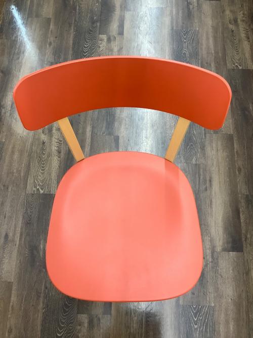Vitra (ヴィトラ) バーゼルチェア レッド